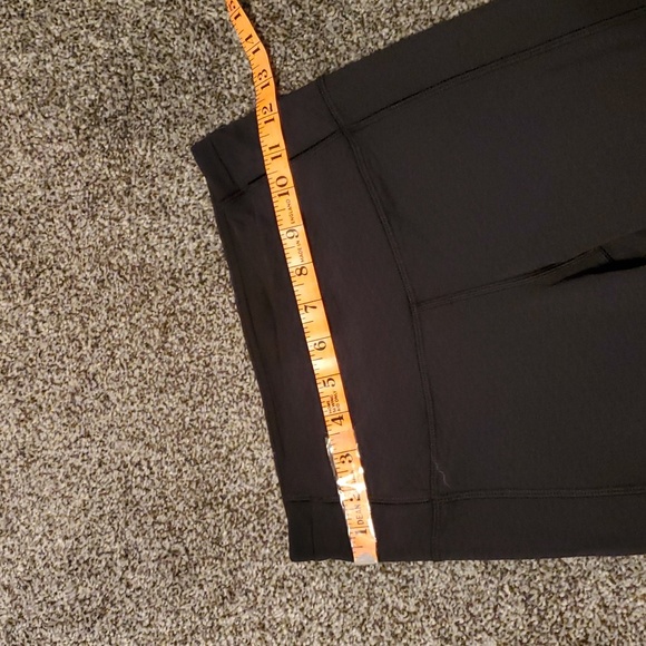 FINAL PRICE #221 Lululemon crop leggings size 4 b146 - Picture 2 of 7